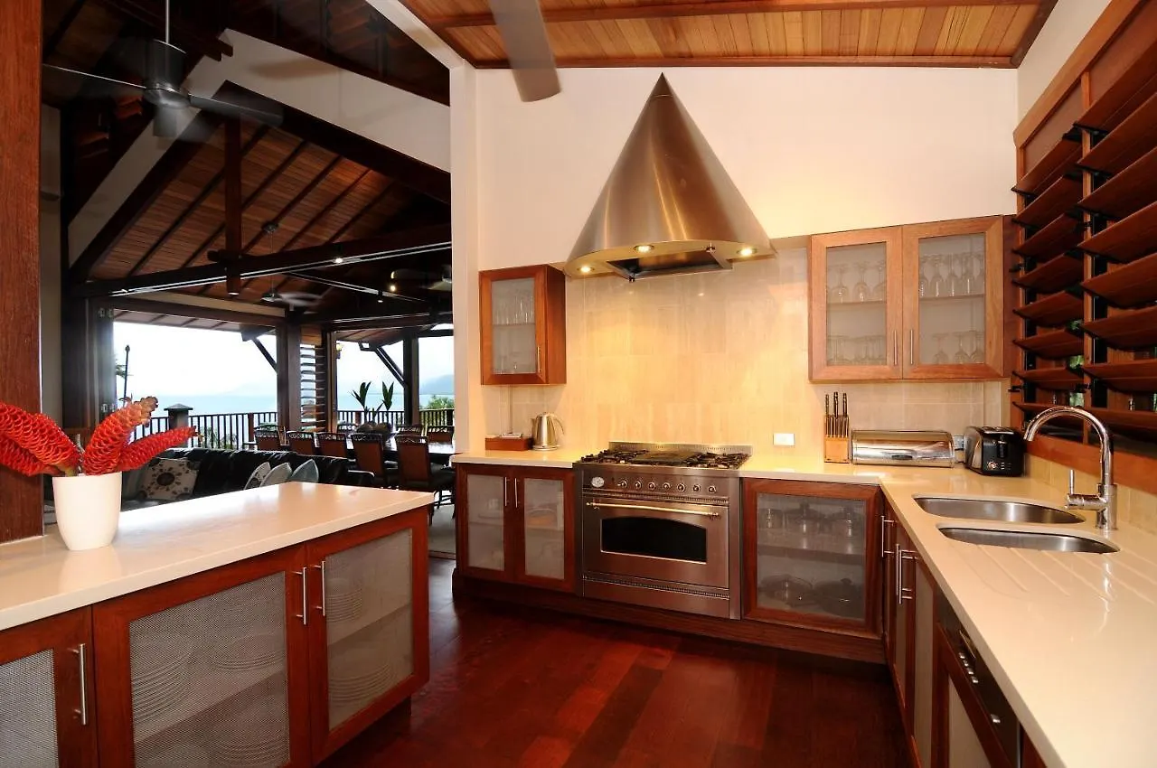 Villa Empat Puluh Dua Port Douglas Australie
